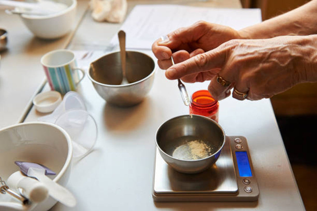 How to Compare Bulk Vitamin Powders by Taste, Texture, and Mixability